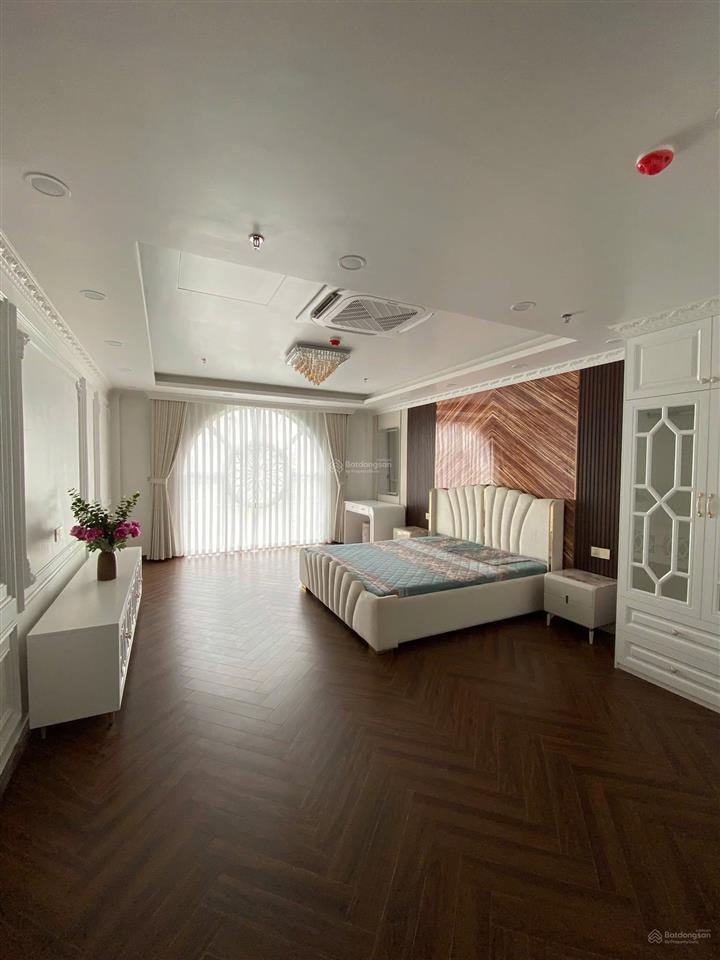 Nhà đẹp 8 tầng mặt phố đại la 46.5 tỷ nội thất đẹp thông sàn + penthouse.
