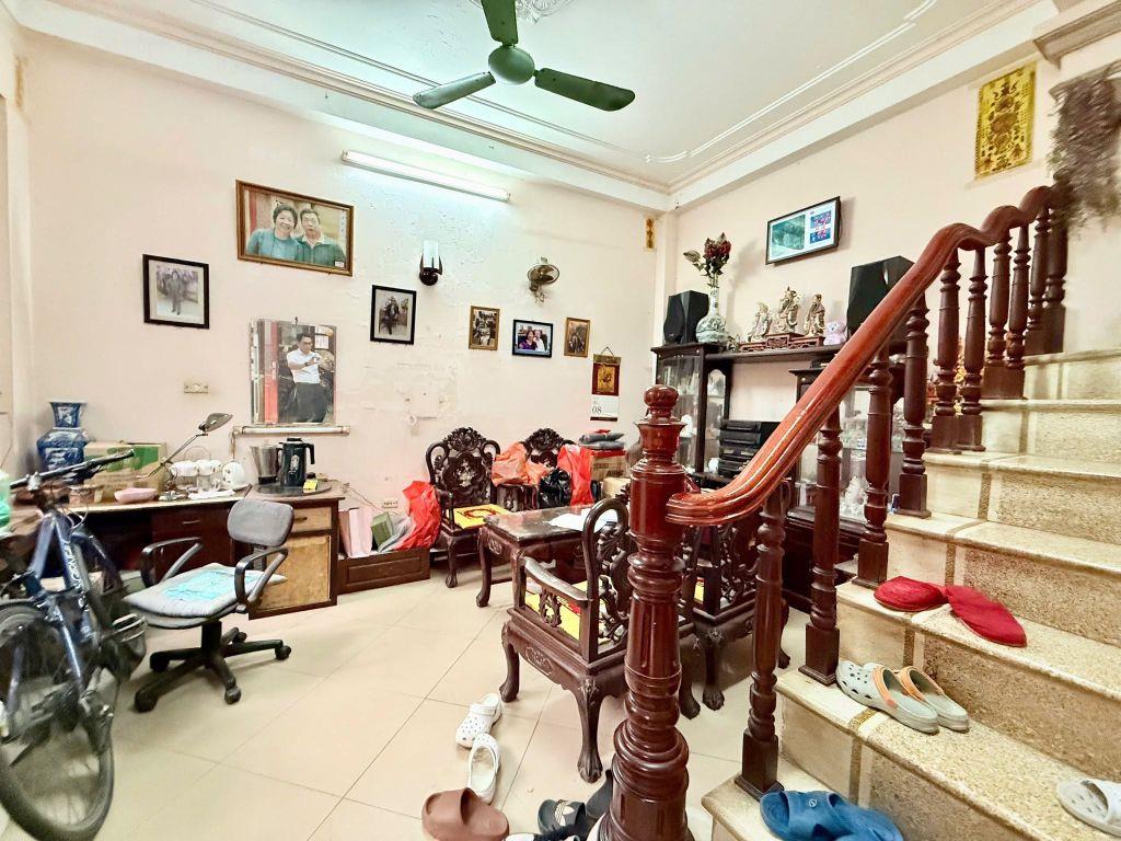 Cạnh Nhà Thờ Lớn Lý Quốc Sư Mặt Tiền 6.2M 120M2 SDCC Pháp lý chuẩn