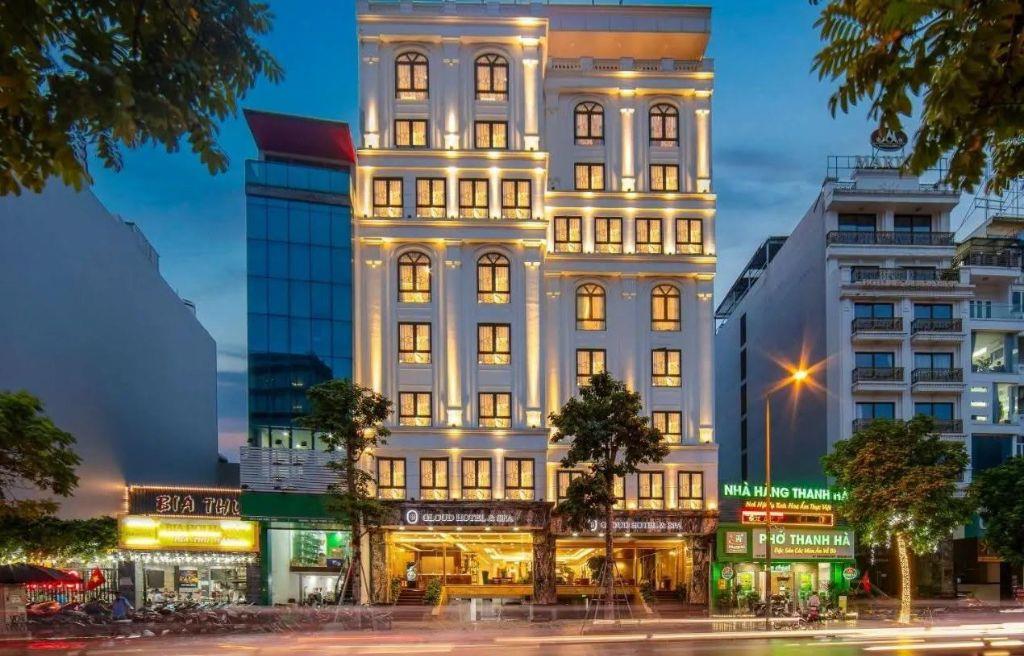 Phân lô Hoàng Quốc Việt Mặt Tiền 9M 115M2 2 Thoáng Trước sau Sát Phố xây building