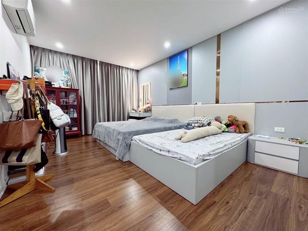 Võ chí công 200m2 mặt tiền 10m 88 tỷ vỉa hè ô tô đỗ qh ổn định xây tòa rất đẹp
