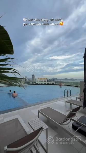 Khách sạn 130 phòng boutique 5* cách hồ gươm 12 phút đi xe 900m2 14 tầng