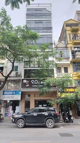 Mặt Phố Bà Triệu 188M2 5 Tầng Thang Máy MT 5.5M 132 Tỷ SDCC Vị trí đẹp
