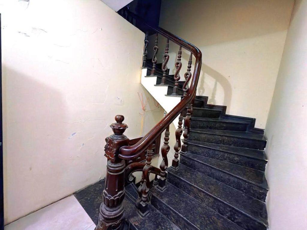 Nhà Trích Sài 80M2 6 Tầng Mặt Tiền 6.6M 65 Tỷ View Hồ Vỉa Hè Ô TÔ đỗ