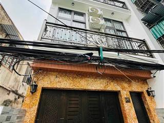 Apartment thanh nhàn 90m2 6 tầng ngõ ba gác thẳng tắp 20m ra phố 25 tỷ pccc đủ