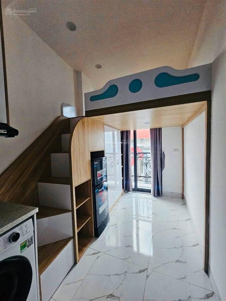 Apartment thanh nhàn 90m2 6 tầng ngõ ba gác thẳng tắp 20m ra phố 25 tỷ pccc đủ