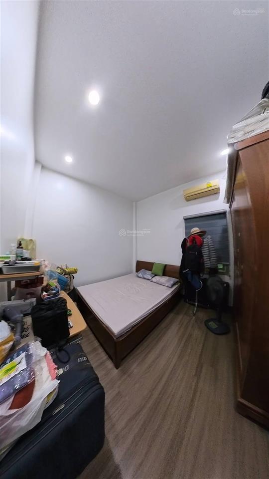 Mặt phố linh lang vị trí đẹp, 225m2, mặt tiền rộng, 133 tỷ, sđcc, qh ổn định