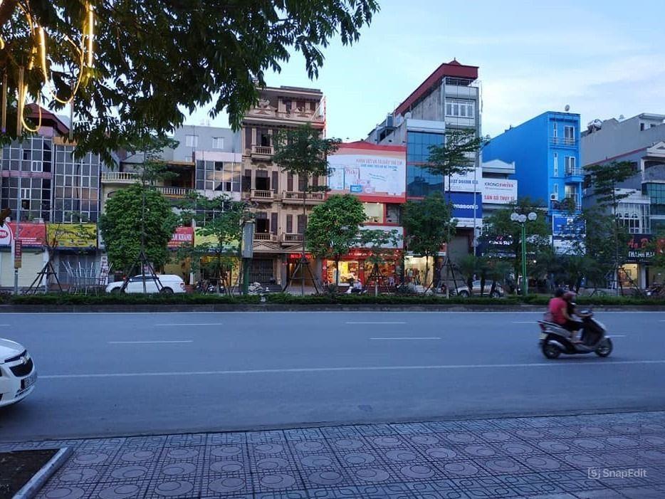 Mặt Phố Khu Trần Khát Trần Mặt Tiền 8M 106 Tỷ Vỉa Hè rộng View Hồ View công viên