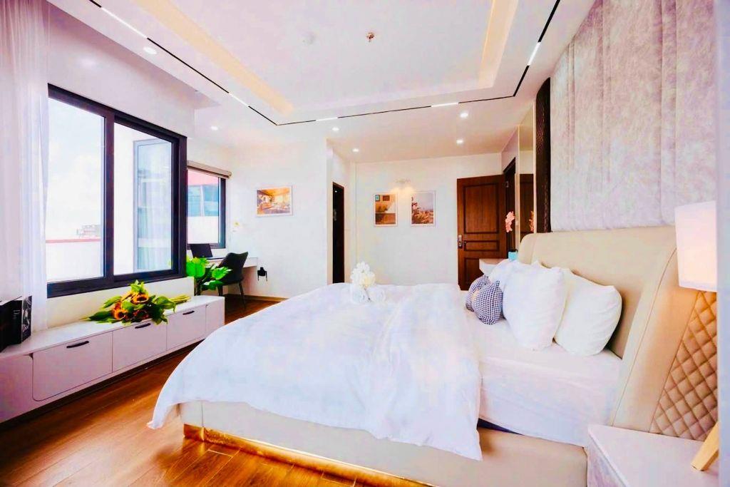 Apartment Trịnh Công Sơn 170M2 8 Tầng 69 Tỷ Dòng Tiền 450tr/th Nội thất đẹp gần phố