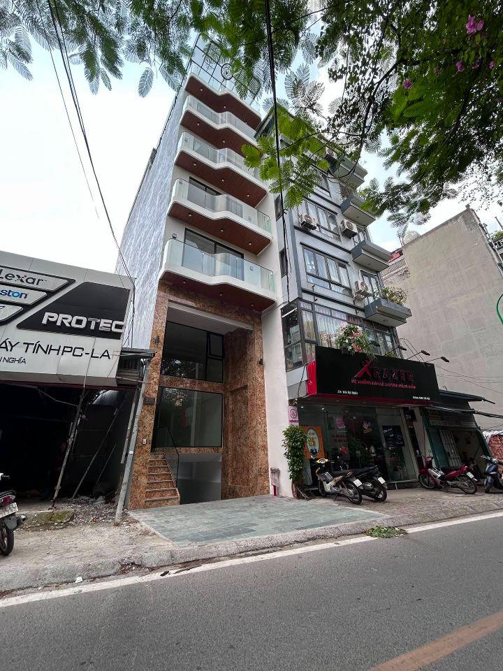 Nhà Tuệ Tĩnh 90M2 6 Tầng Thang Máy 42.5 Tỷ Apartment ngõ rộng sạch thoáng 