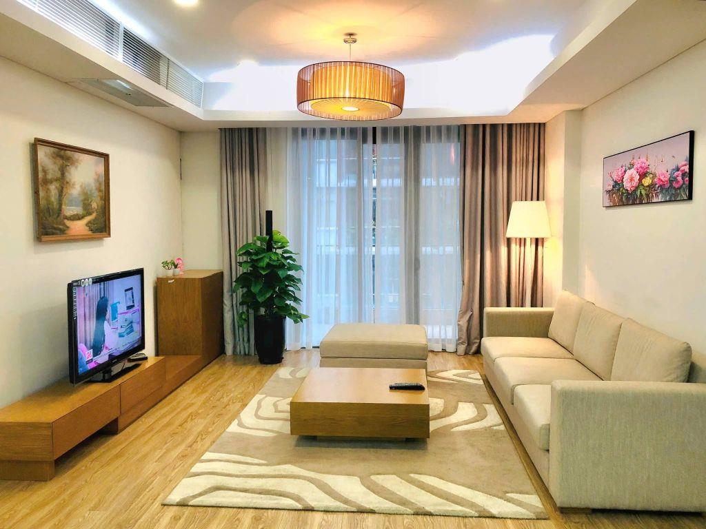 Nhà Hàng Bài 6 Tầng Thang Máy 60m2 21.5 Tỷ Ngõ sạch Đẹp Thẳng 15M ra phố