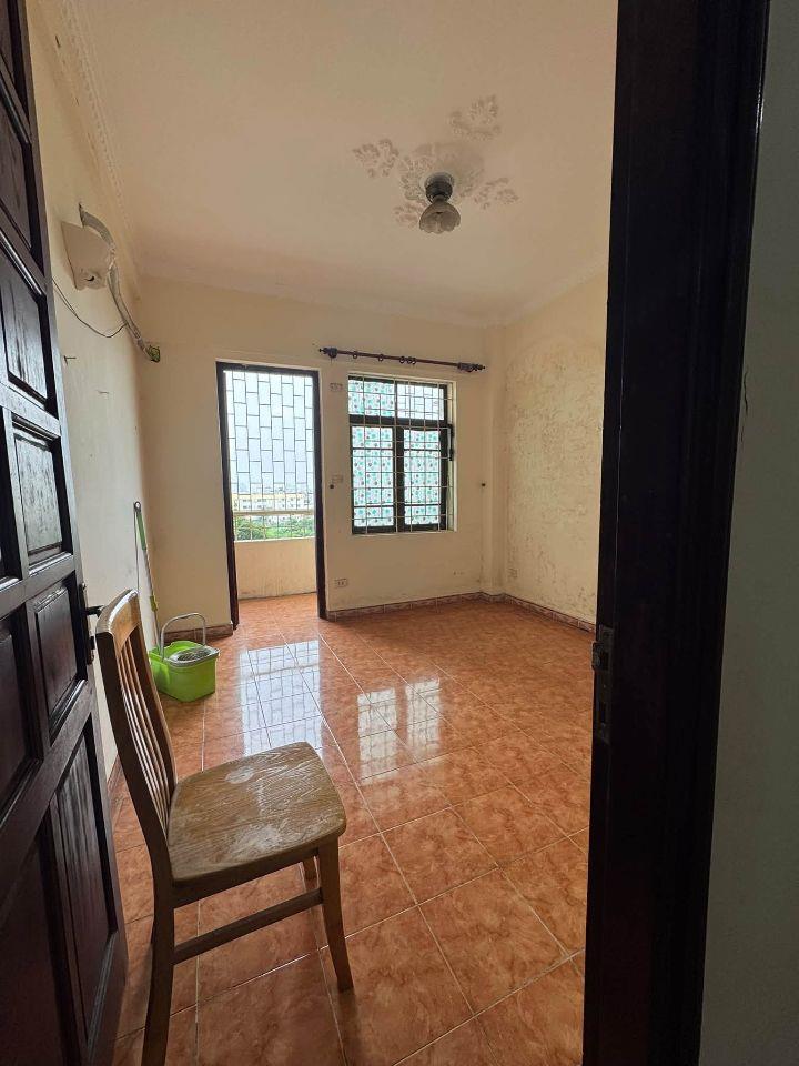 Mặt Phố Ấu Triệu Mặt Tiền 6M 45M2 4 Tầng SDCC Riêng biệt 43 Tỷ