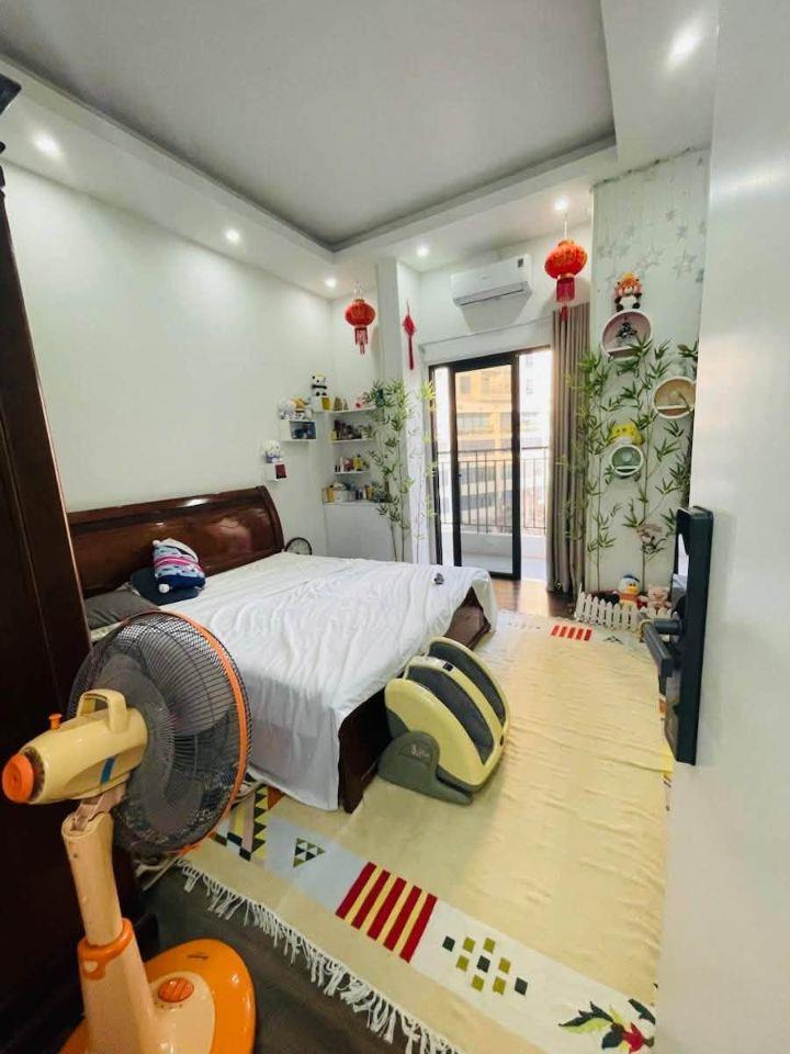 Giảng Võ 100M2 28 Tỷ Ô TÔ – Sát Phố Vị Trí đẹp xây building quá ok 