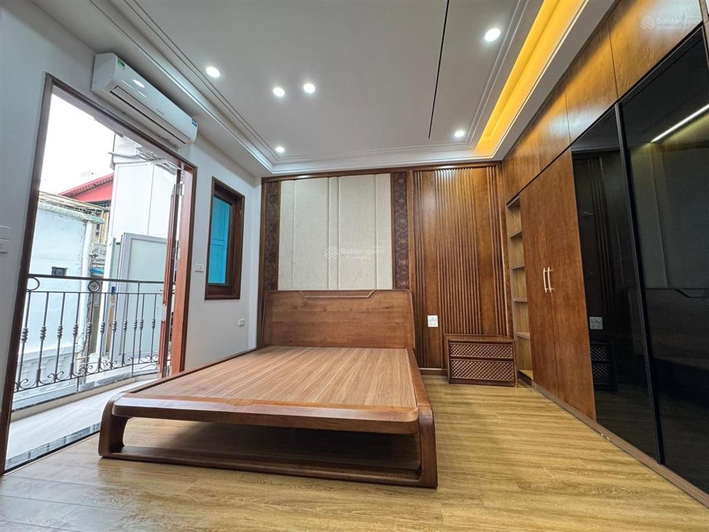 Lê văn hưu 7 tầng thang máy mặt tiền 6m 13.3 tỷ nhà đẹp full nội thất