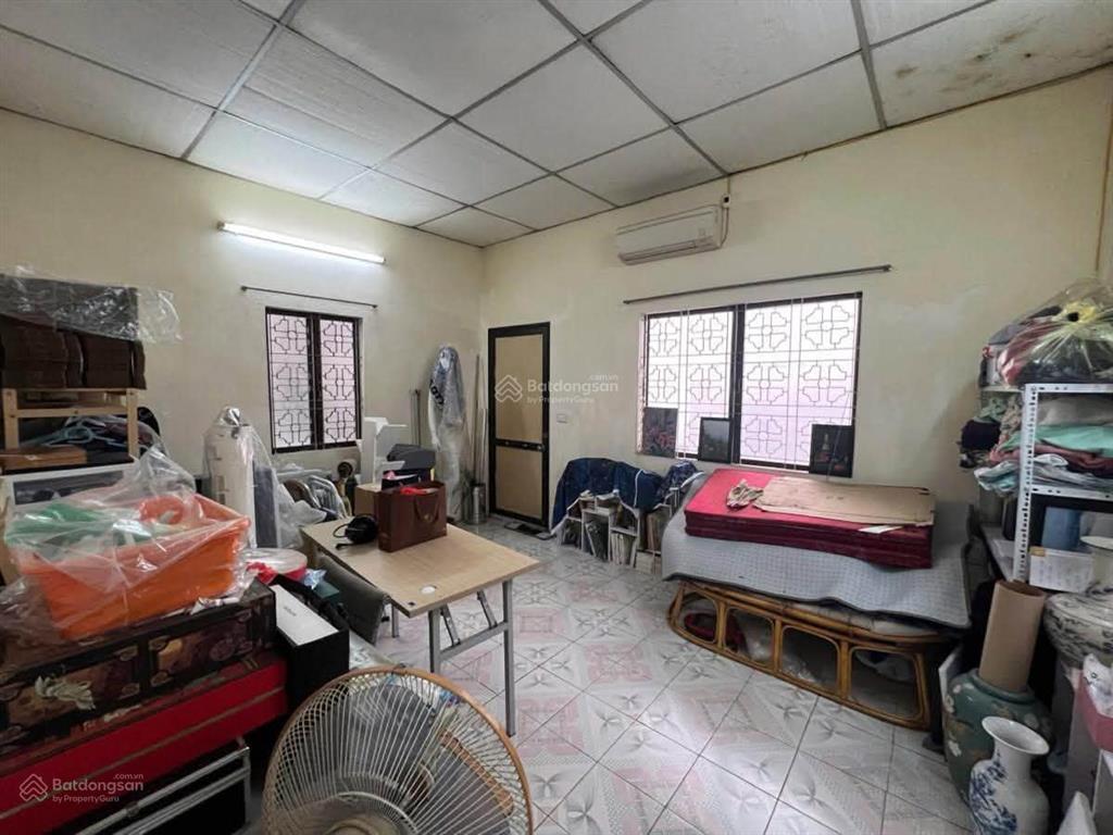 Mặt phố khu trần khát trần mặt tiền 8m 106 tỷ vỉa hè rộng view hồ view công viên