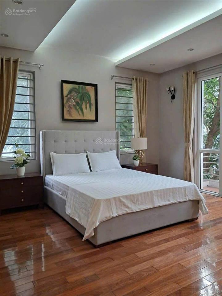 Mặt hồ tây phố quảng an mặt tiền 13m 290m2 5 tầng, 210 tỷ bề thế đẹp