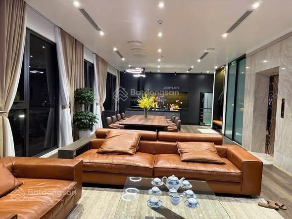 Apartment trịnh công sơn 140m2 8 tầng 45 tỷ  sát phố đường rộng