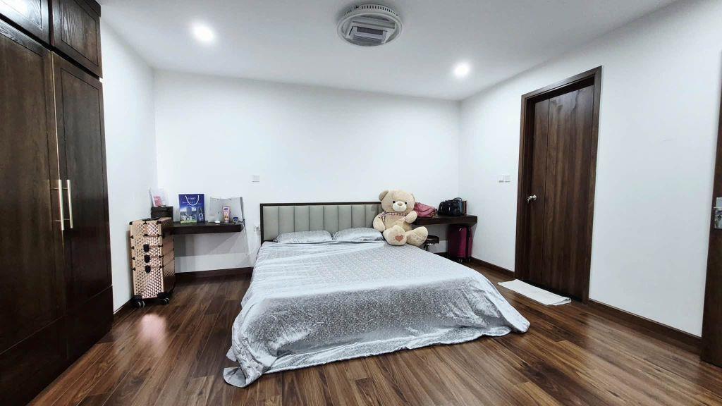 Mặt Phố Trương Hán Siêu  90M2 6 Tầng 62 Tỷ Vị Trí đẹp Sổ đỏ chính chủ