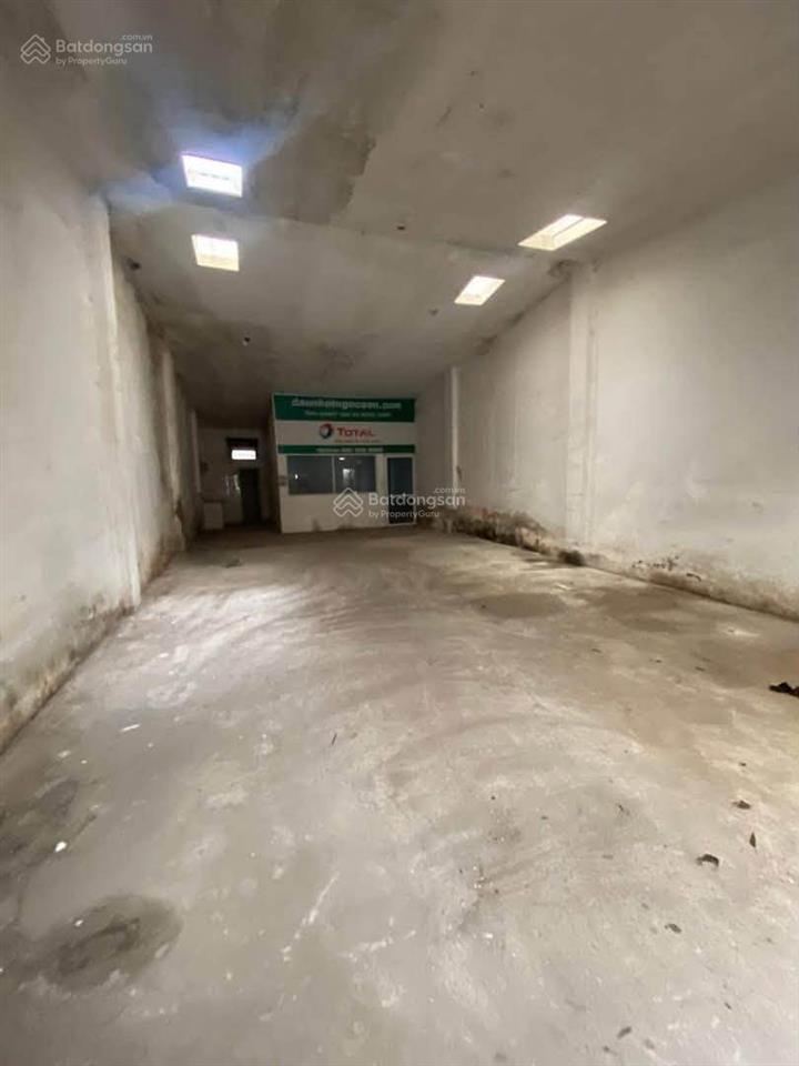 Mặt phố kim mã 750m2 mặt tiền 35m 300 tỷ 6 tầng dòng tiền 6 tỷ/năm