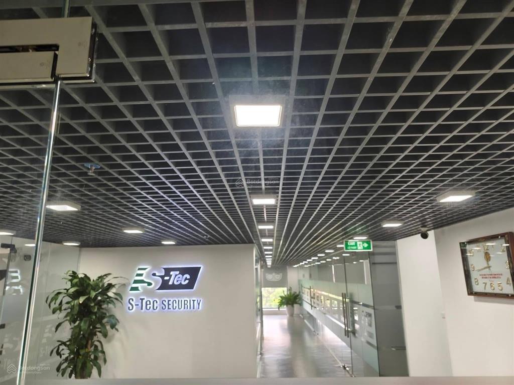 Lô góc 350m2 phố hoàng quốc việt mặt tiền 15m 8 tầng dòng tiền 6 tỷ/năm
