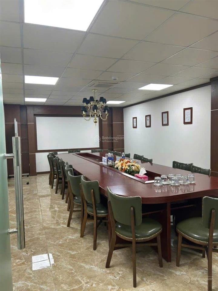 Nhà vườn đào 6 nổi 2 hầm mặt tiền 13m 185m2 117 tỷ, 2 thoáng vị trí đẹp