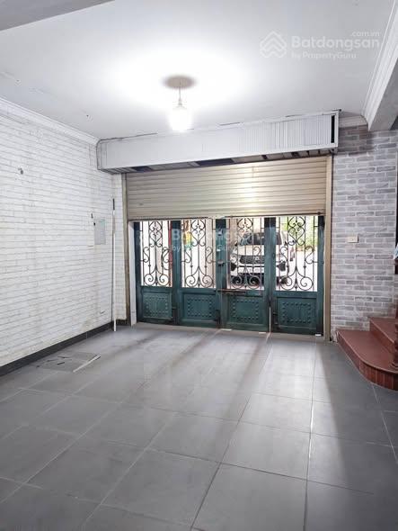 Hoàng cầu  trần quang diệu 350m2 115 tỷ mặt tiền rộng, ô tô tải tránh xây tòa rất đẹp