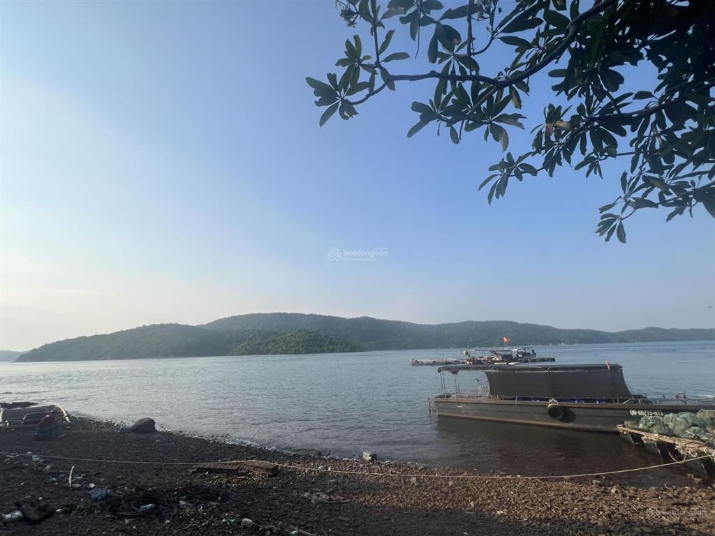 Chuyển nhượng đảo tư nhân 77.000m2 8.8 tỷ, sổ đỏ vị trí đẹp gần đảo du lịch đá dựng đầm hà