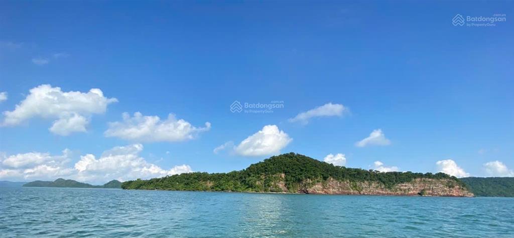 Chuyển nhượng đảo tư nhân 77.000m2 8.8 tỷ, sổ đỏ vị trí đẹp gần đảo du lịch đá dựng đầm hà