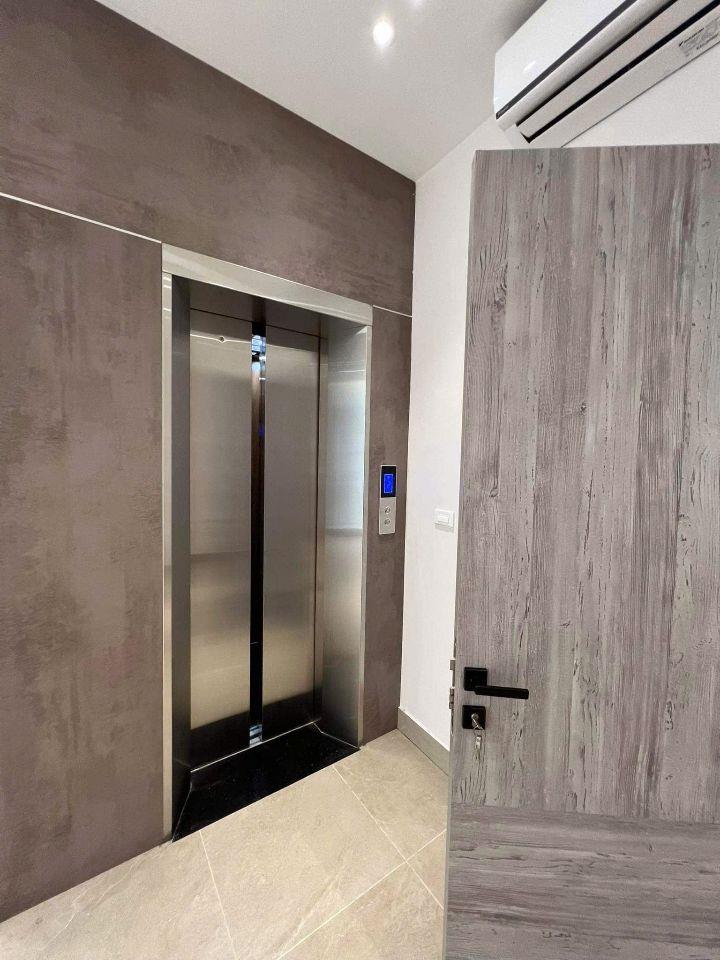 Phố Tôn Đức Thắng 45M2 Mặt Tiền 5M 6 Tầng Thang máy 28 Tỷ Nhà Mới đẹp