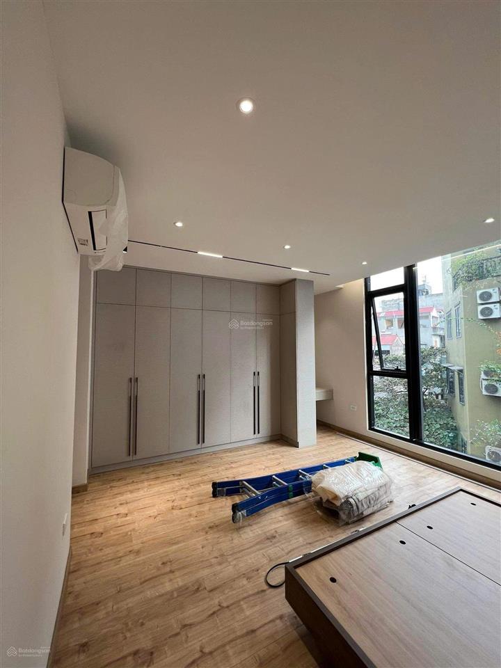 Phố tôn đức thắng 45m2 mặt tiền 5m 7 tầng thang máy 28 tỷ nhà mới đẹp