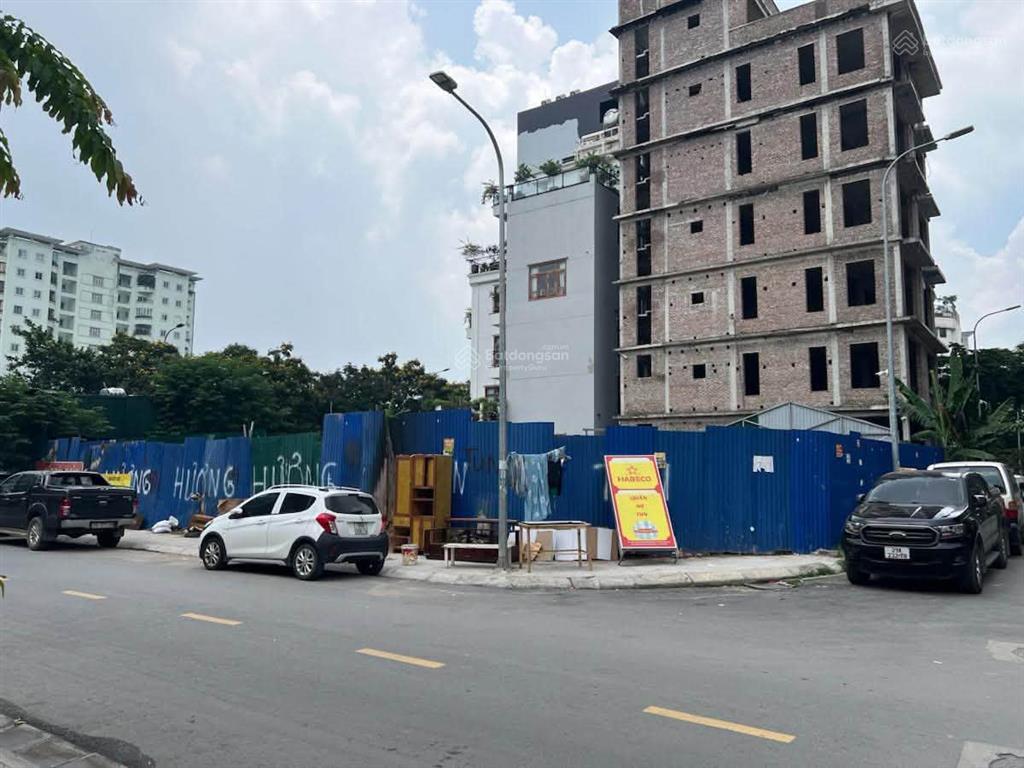 Khu đấu giá lê văn lương 202m2 mặt tiền 10m 96 tỷ vị trí đẹp mặt công viên