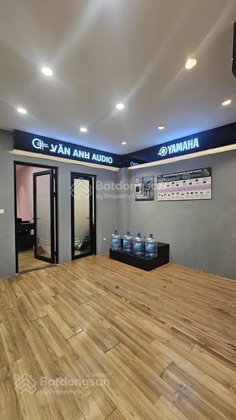 Khu đấu giá lê văn lương 202m2 mặt tiền 10m 96 tỷ vị trí đẹp mặt công viên