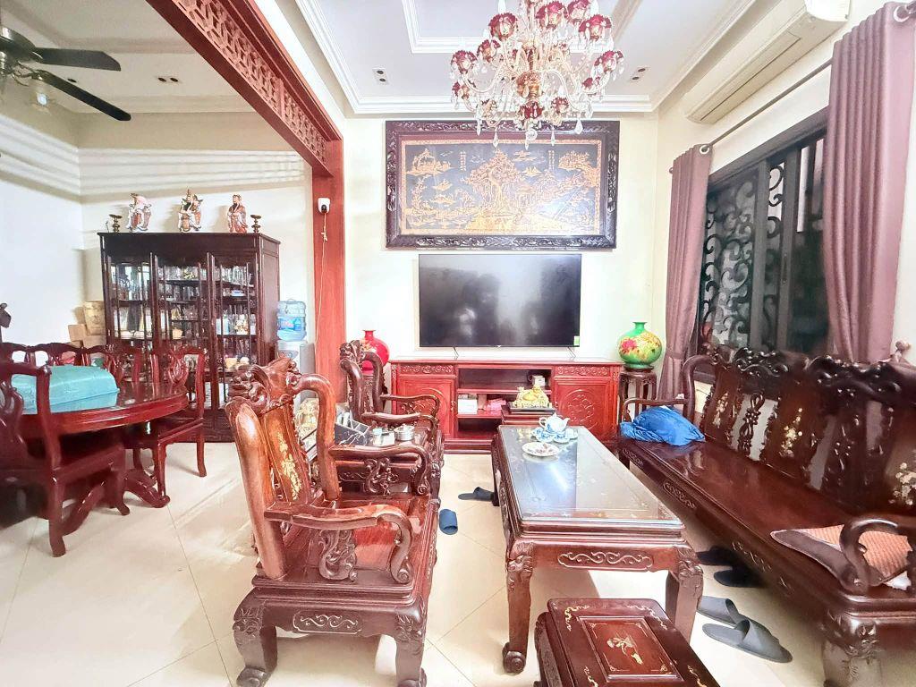 Mặt phố Nguyễn Thái Học 420M2 Mặt Tiền 16M GPXD 8 Nổi + 3 Hầm. 