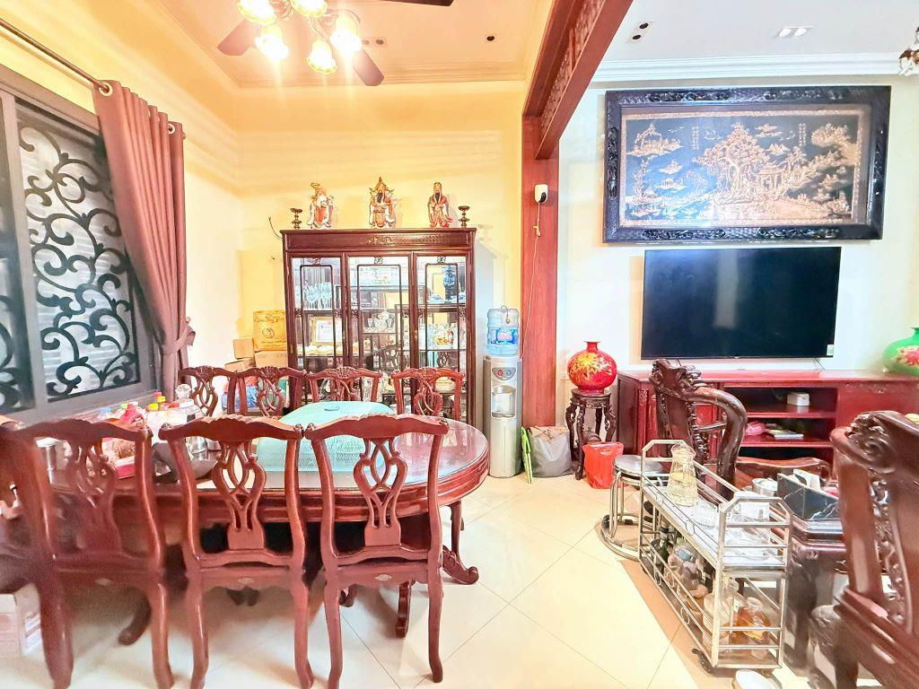 Mặt phố Nguyễn Thái Học 420M2 Mặt Tiền 16M GPXD 8 Nổi + 3 Hầm. 