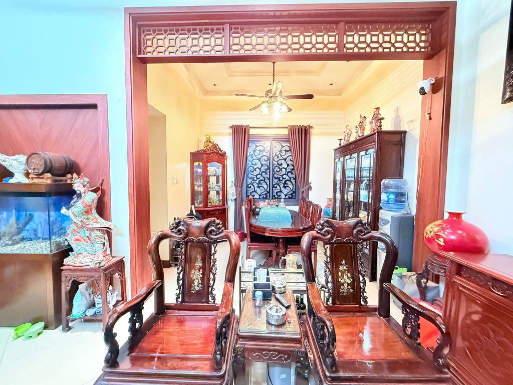 Mặt phố Nguyễn Thái Học 420M2 Mặt Tiền 16M GPXD 8 Nổi + 3 Hầm. 