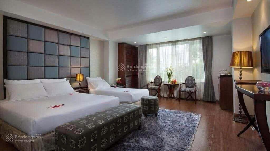 10 tầng mặt phố phan đình phùng 136m2 gpxd pccc đầy đủ view vườn hoa vị trí đẹp