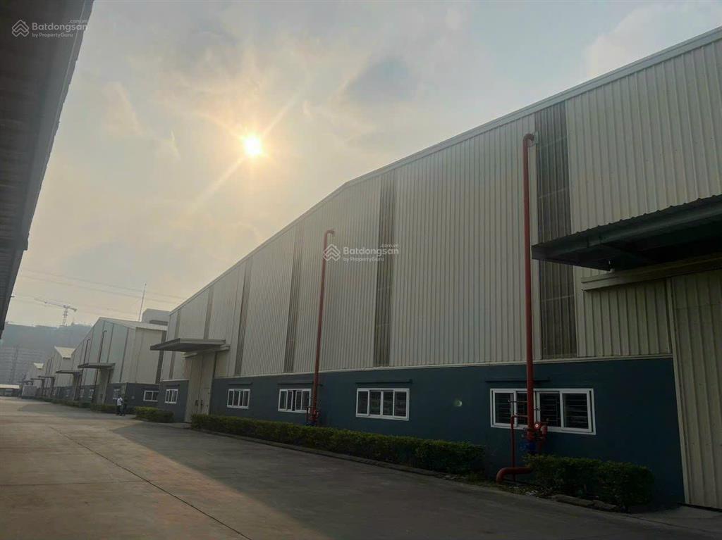 Thuê kho xưởng tại ccn hoàng mai bắc giang  diện tích 5000m2  giá 101.570 đ/m²/th