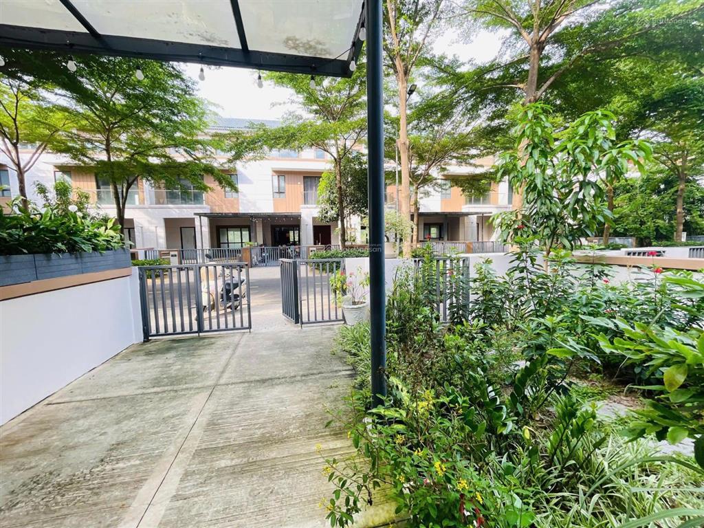 Nhà phố đảo swanbay full nội thất giá tốt 10,7 tỷ, 126 m² xây 3 tầng