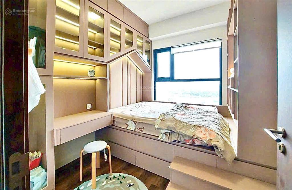 Cho thuê căn hộ góc đảo swanbay 3 pn view công viên full nội thất đẹp
