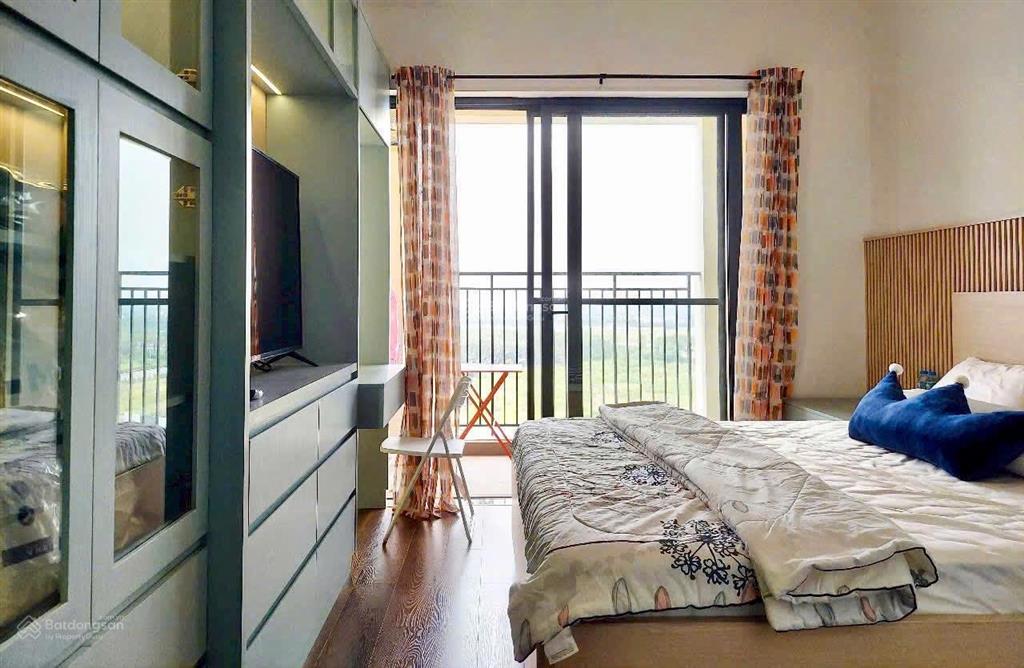 Cho thuê căn hộ góc đảo swanbay 3 pn view công viên full nội thất đẹp