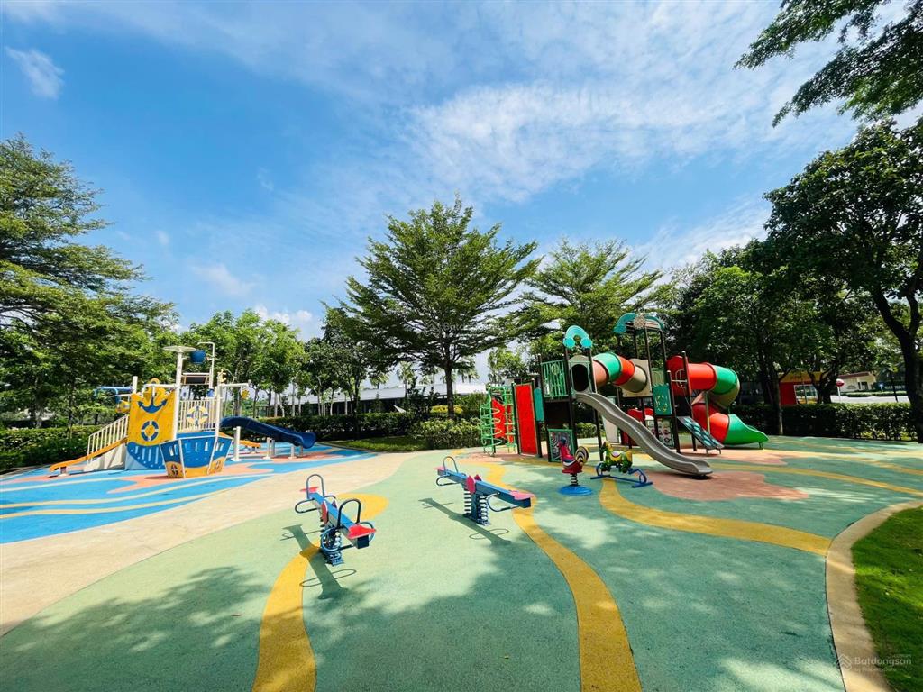 22 tỷ biệt thự song lập 309 m2 mặt tiền trường quốc tế singapore, đảo swanbay, zone 5