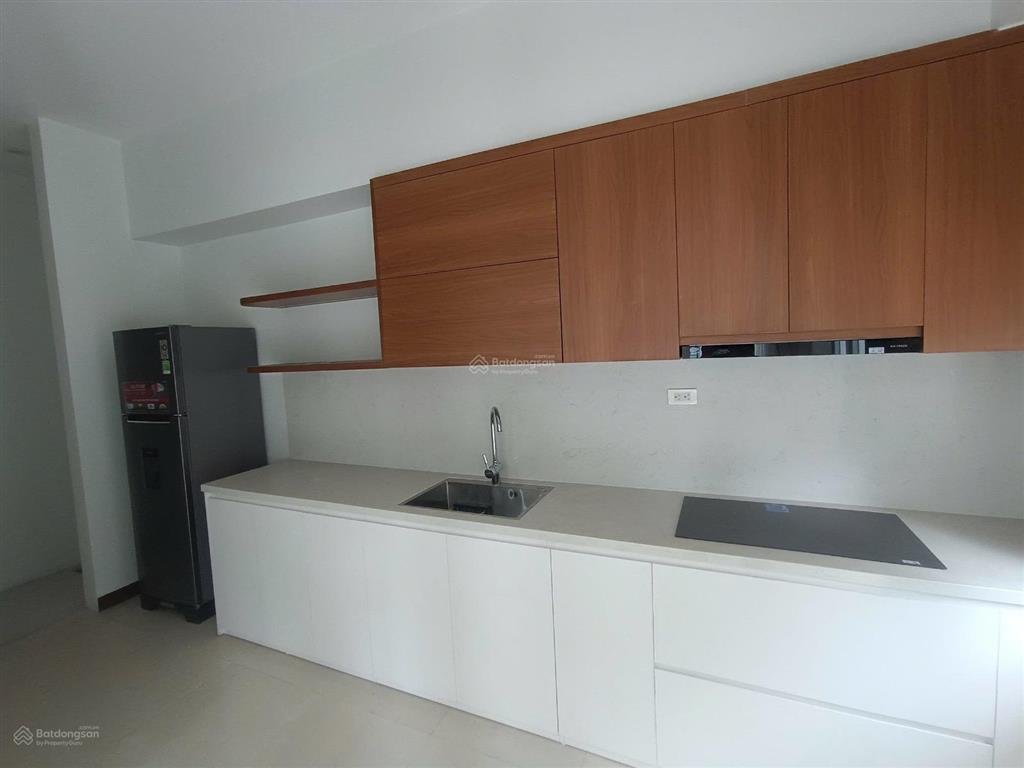 Cho thuê bt 4pn, 3wc, 210m2, 24 triệu, ở mailand hanoi city, nội thất đẹp, hiện đại, tiện xem nhà