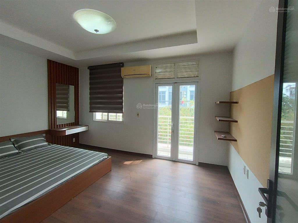 Cho thuê bt 4pn, 3wc, 210m2, 24 triệu, ở mailand hanoi city, nội thất đẹp, hiện đại, tiện xem nhà