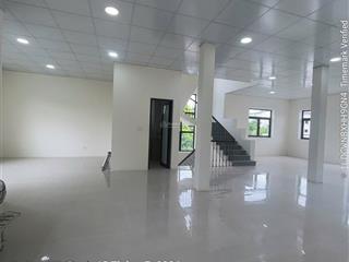 Cho thuê biệt thự căn góc song lập kđt vista nam an khánh