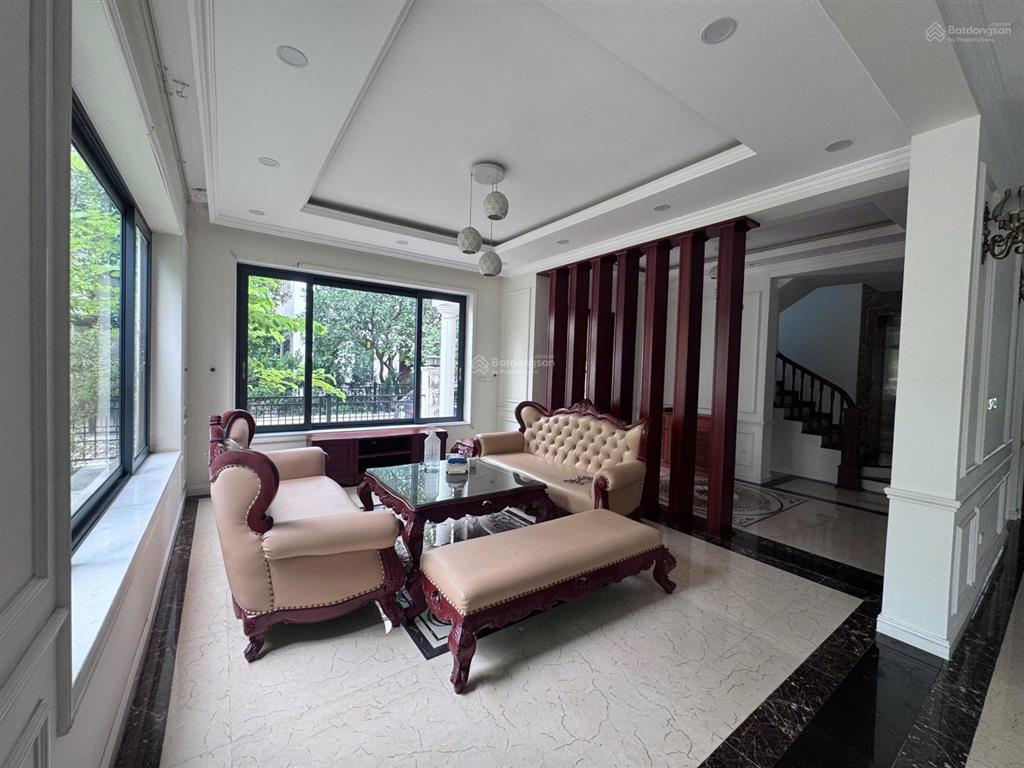 Cho thuê biệt thự tại mailand hanoi city, 35 triệu/th vnd, 270 m2, 6pn, 5wc, nhà có thang máy