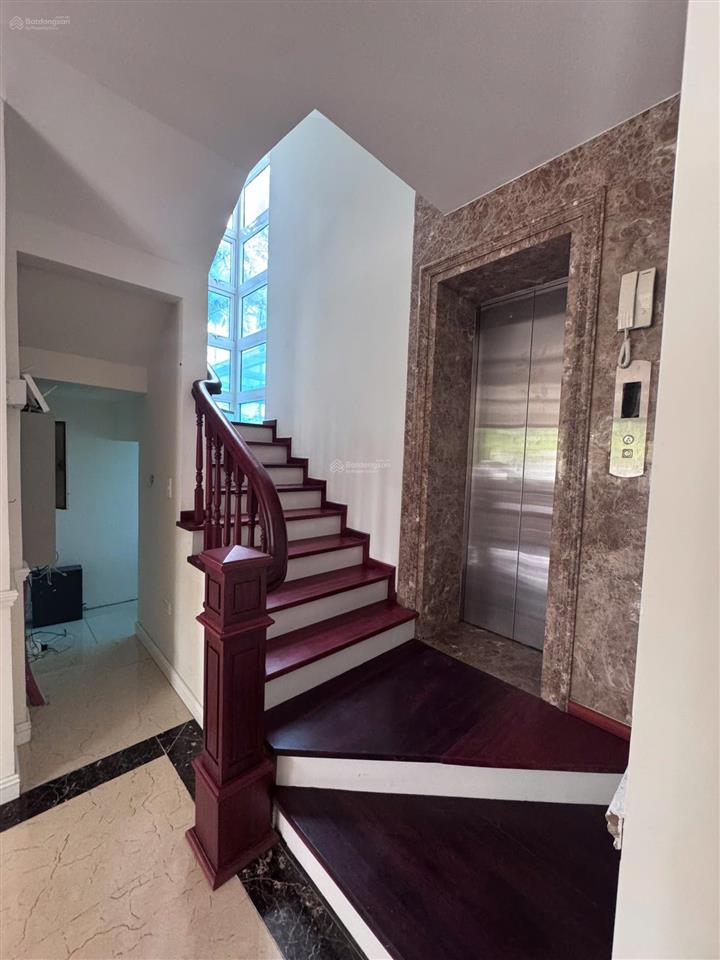 Cho thuê biệt thự tại mailand hanoi city, 35 triệu/th vnd, 270 m2, 6pn, 5wc, nhà có thang máy