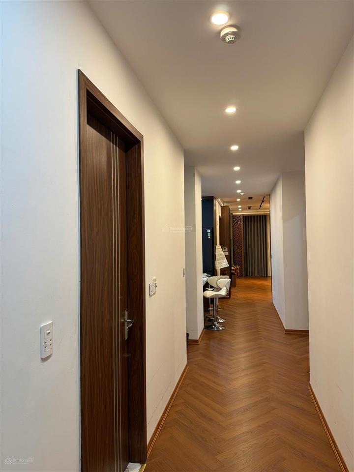 Bán căn hộ chung cư tại mailand hanoi city, dt 144.5m2, nhà mới hoàn thiện nội thất, còn ưu đãi