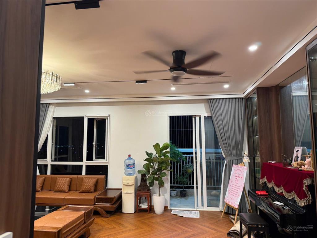 Bán căn hộ chung cư tại mailand hanoi city, dt 144.5m2, nhà mới hoàn thiện nội thất, còn ưu đãi