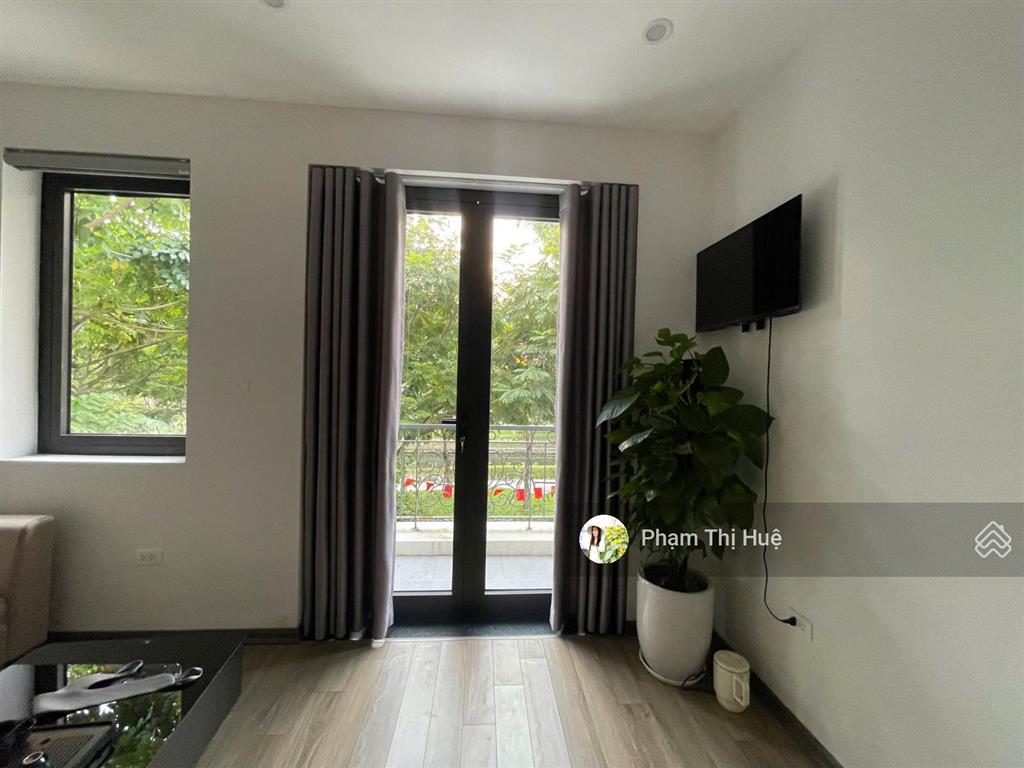 Cho thuê bt an lạc green symphony, 25 triệu vnd/tháng, 152m2, view kênh thoáng, 0985 302 ***
