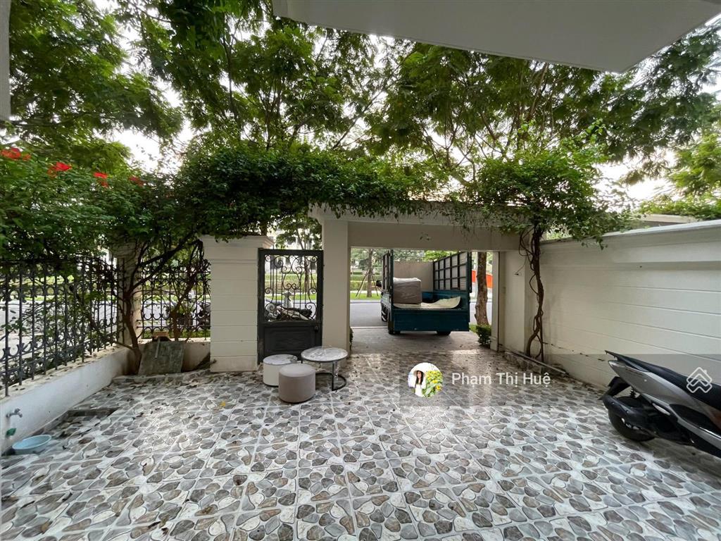 Cho thuê bt an lạc green symphony, 25 triệu vnd/tháng, 152m2, view kênh thoáng, 0985 302 ***