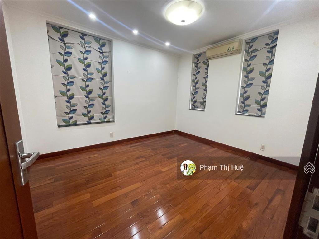 Cho thuê biệt thự tại mailand hanoi city, 24 triệu/th, 210m2, 5pn, nhà mới, sạch sẽ, 0985 302 ***